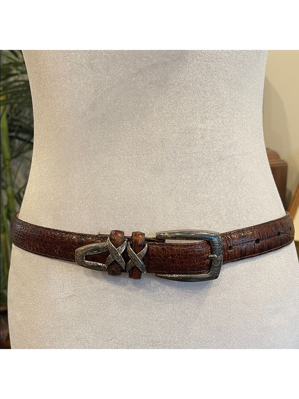 Vintage Croc Embossed Leather Belt 1” Brown Western Silver Buckle M 26-30”